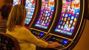m9skm apk Baccarat Dragon Tiger အွန်လိုင်း ကတ်ဂိမ်း MMK ငွေသွင်းပြီး မြန်မာ ကစားသမား ဆုငွေ ရနေသောမြင်ကွင်း