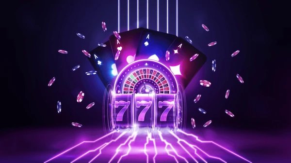 m9skm apk ဂိမ်းလော်ဘီ APP ဖြင့် Arcade နှင့် Crash ဂိမ်းများ မိုဘိုင်းကစားနေသောမြင်ကွင်း